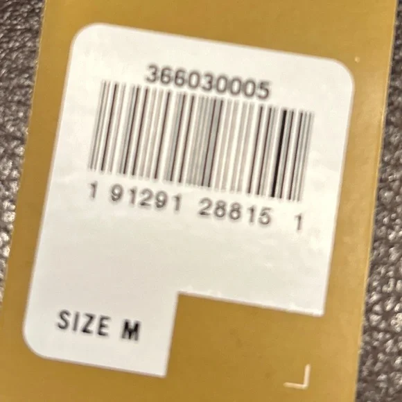 Levi Strauss Maternity - Tags still on - Picture 5 of 5